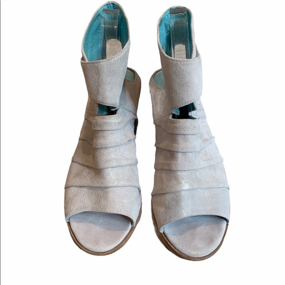 Everybody Fidele Dress Sandal - Picture 3 of 10